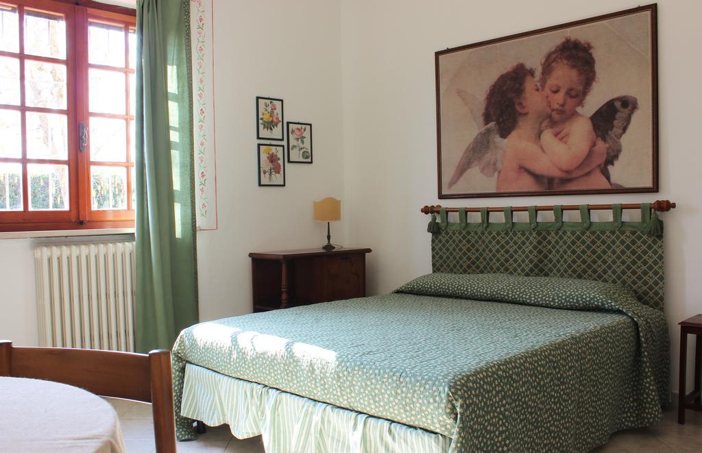 Bed and Breakfast "Lilla" Calci Habitación foto